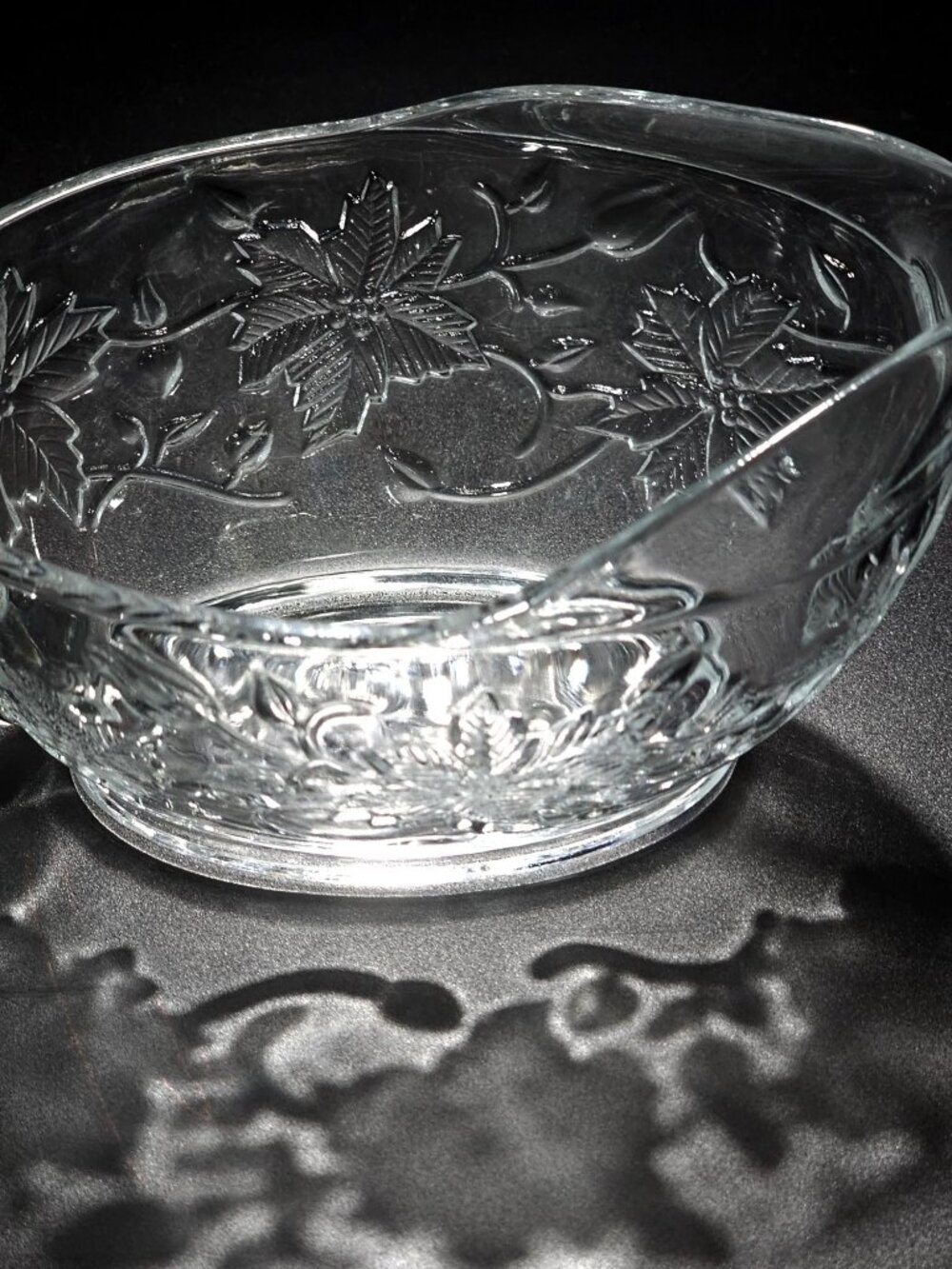 Princess House Fantasia Gravy Boat Poinsettia chintz holiday floral all over - Picture 4 of 6